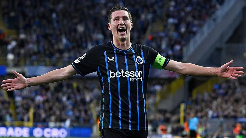 De Blauw-Zwart Thrash the French outfit 4-1 in Champions League Opener
